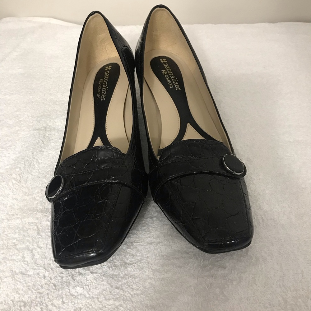 Naturalizer Fulton Pump Low heel Shoe  | Size 9